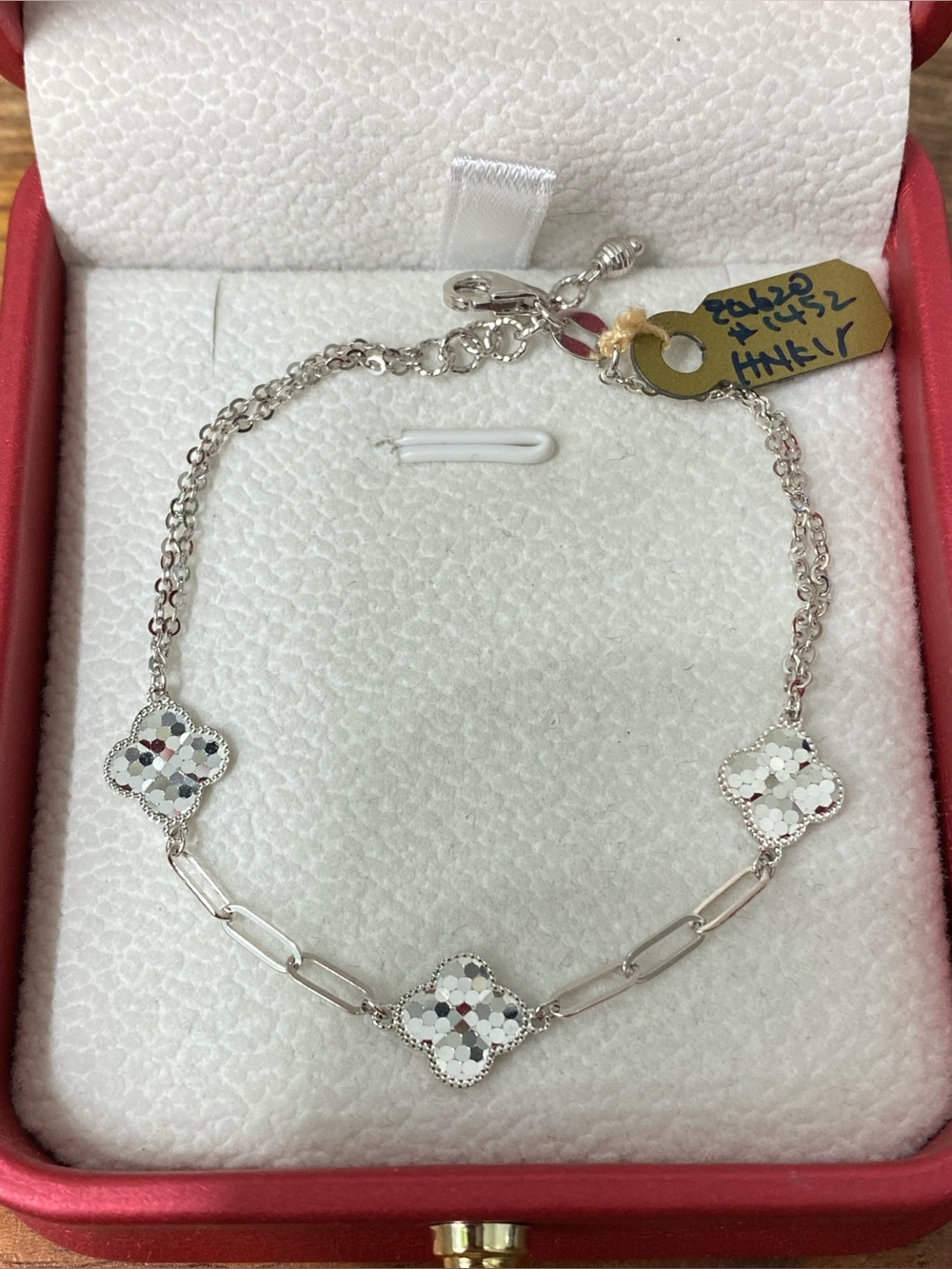 18k White Gold Reversible Clover Bracelet